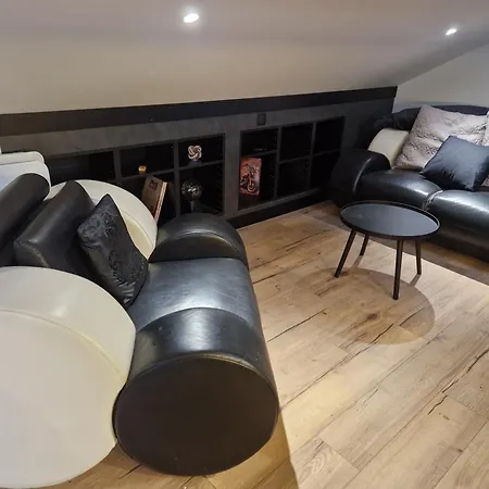 Close To Transport And Shops Appartamento Clamart